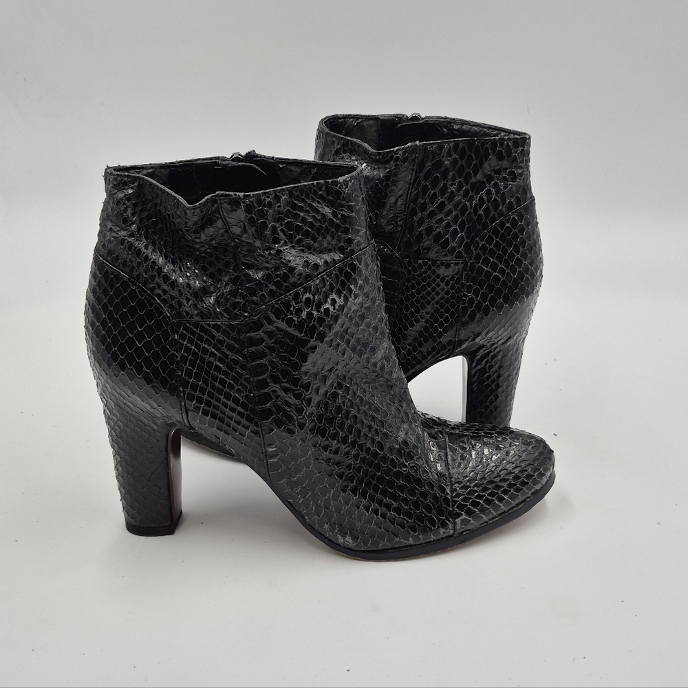 Sam Edelman-Salinas Boot - Picture 7 of 9
